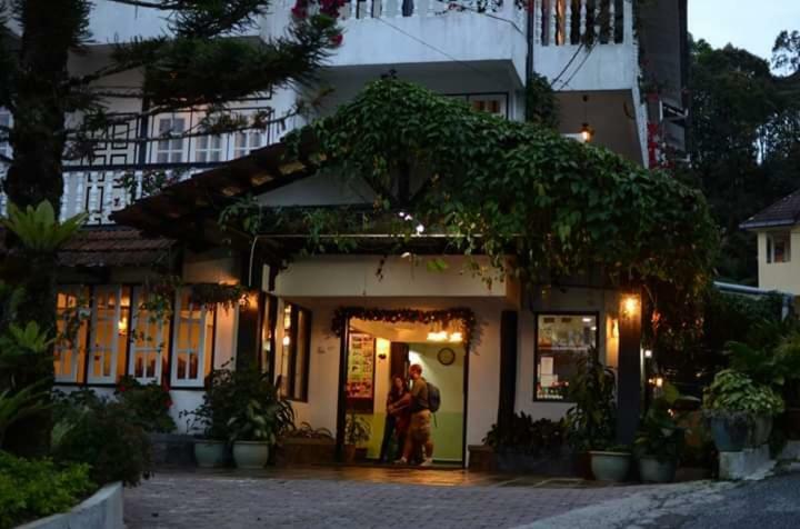 Hillview Inn Cameron Highlands Extérieur photo